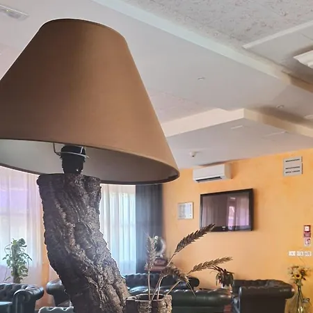 Leonardo Hotel