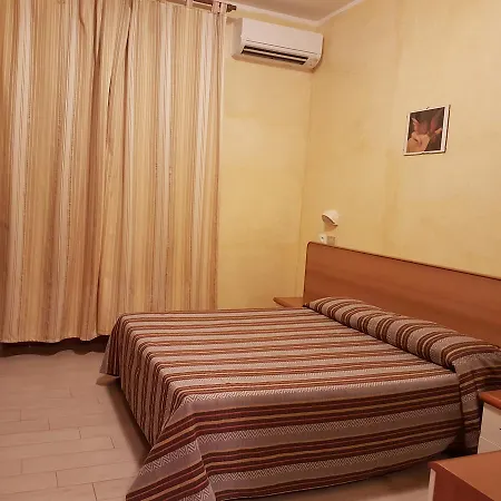 Hotel Leonardo